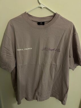 H&M Lilac Graphic Tee with Paris Script